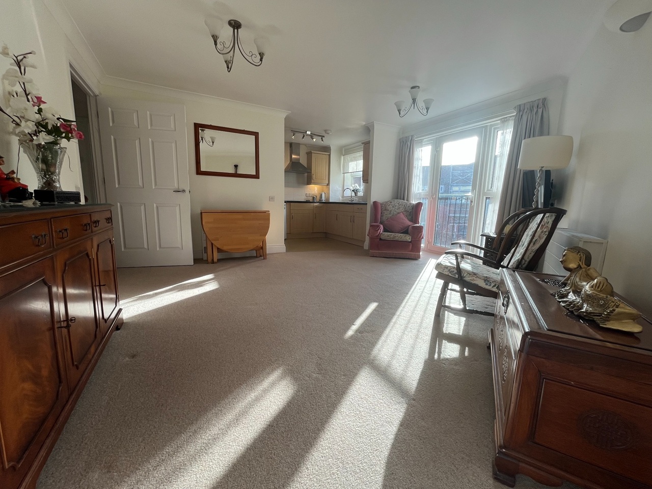 1 Bed Flat, Hebron Court, SO15 photo 5