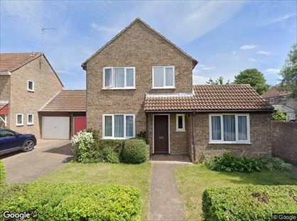 5 Bed Semi-Detached House, Bathurst, PE2