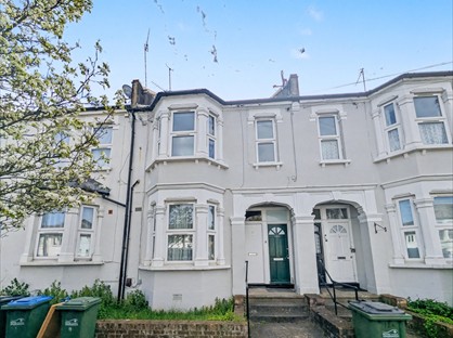 2 Bed Flat, Alliance Road, SE18