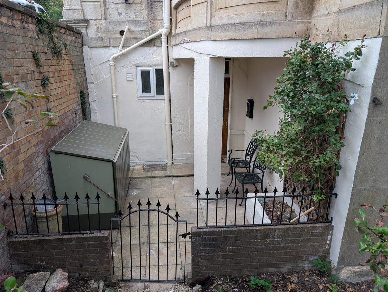 2 Bed Maisonette, Victoria Walk, BS6