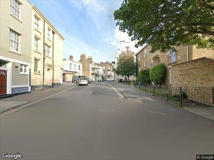 3 Bed End Terrace, Camden Cottages, CT11