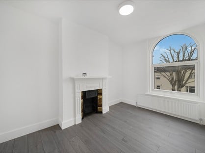1 Bed Flat, London Road, SW16