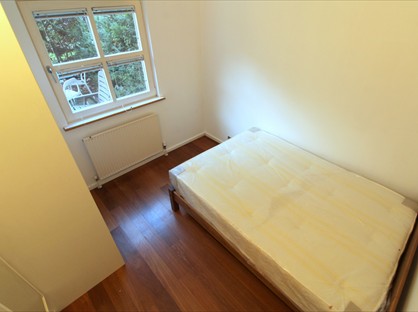 Room in a Shared House, Queen Of Denmark Court, SE16