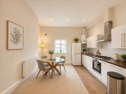 2 Bed Flat, High St, ME10