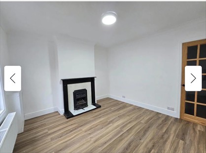 2 Bed Terraced House, High St, GU12