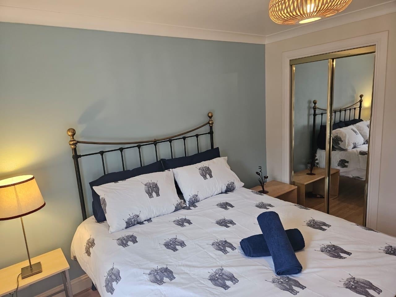 2 Bed Flat, Blackwood Crescent, EH9 photo 5