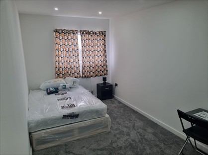 Room in a Shared House, Gambleside, SS16