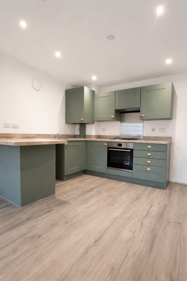 Liverpool - 1 Bed Flat, Portobello Grove, L6 - To Rent Now for £850.00 p/m