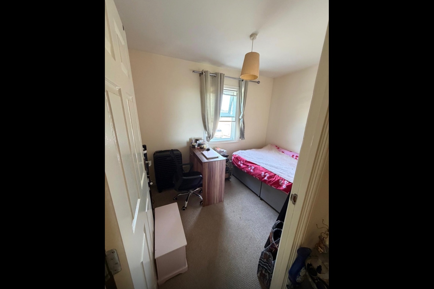 2 Bed Flat, Whitehall Croft, LS12 photo 4