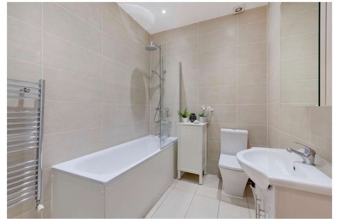 Additional image 7 of 1 Bed Flat, Weymouth Mews, W1G, N1 7GU
