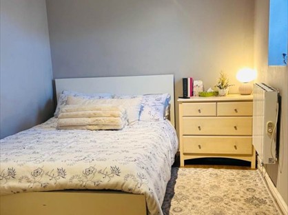 1 Bed Flat, Southend Arterial Road, RM11