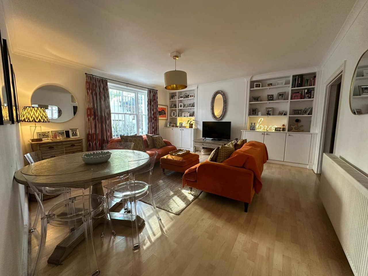 2 Bed Flat, Earls Court, SW5