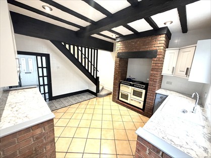 3 Bed Terraced House, Brook St, DY11