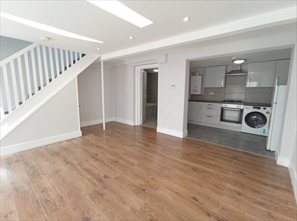 2 Bed Maisonette, Colina Mews, N15