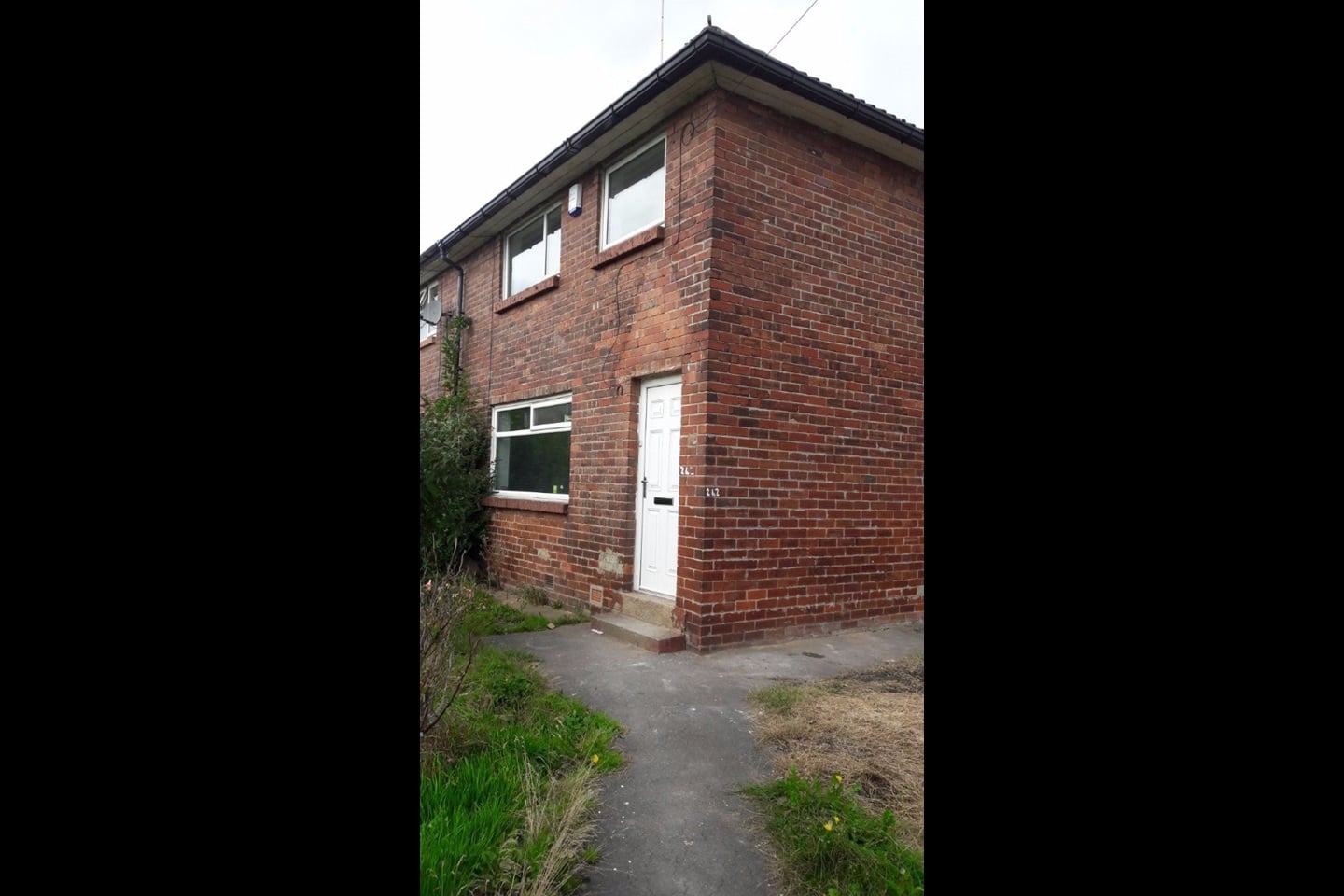 3 Bed Semi-Detached House, Halton Moor Avenue, LS9, N1 7GU