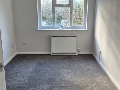 1 Bed Maisonette, Tewkesbury Close, RG24