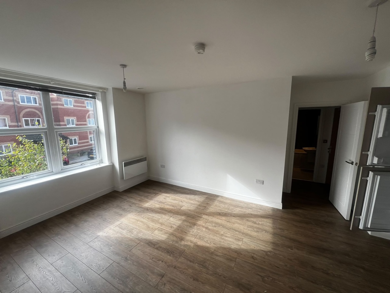 Rugby - 1 Bed Flat, Ashford House, CV21 - To Rent Now for £785.00 p/m
