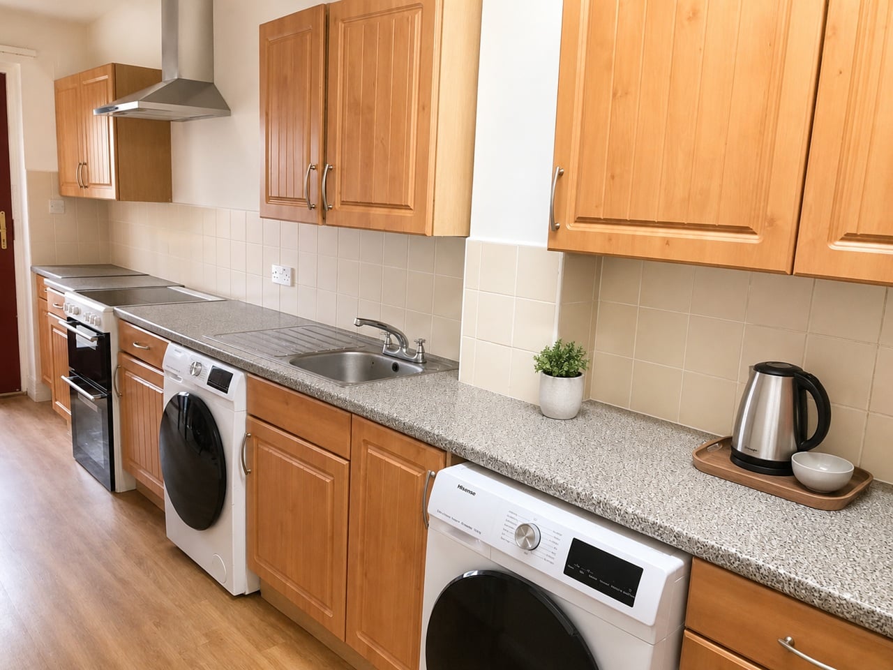 3 Bed Terraced House, Botham Close, M15 photo 4