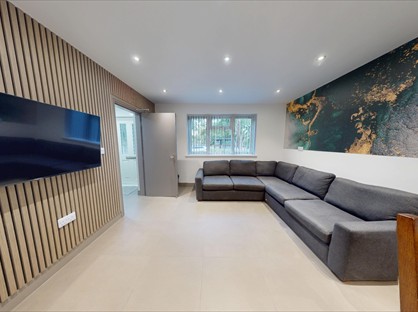 Room in a Shared House, Kirby Corner Road, CV4