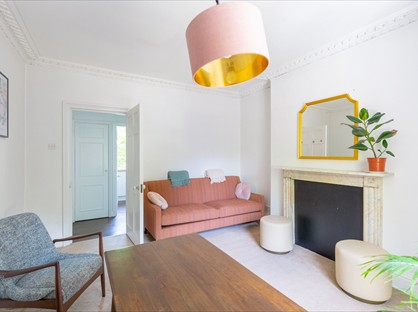 2 Bed Terraced House, Canonbury Square, N1