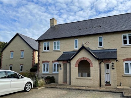 3 Bed End Terrace, Middlemarch, SG5