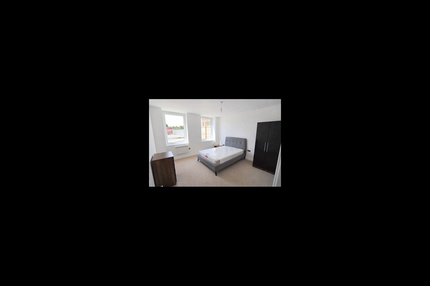 Gloucester - 1 Bed Flat, The Post House, GL4 - To Rent Now for £975.00 p/m
