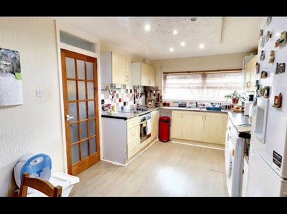 3 Bed Semi-Detached House, Fellowes Gardens, PE2