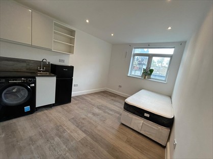 4 Bed Flat, Kilburn High Road, NW6