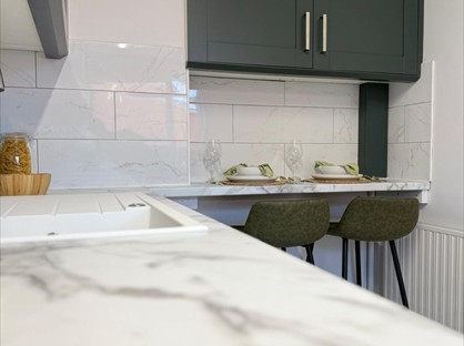 4 Bed Flat, Bakersfield, N7