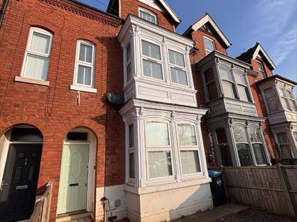 Studio Flat, Clifton Road, CV21