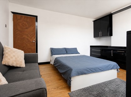 3 Bed Flat, Royal College St, NW1