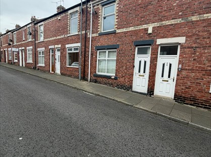 2 Bed Terraced House, Freville St, DL4