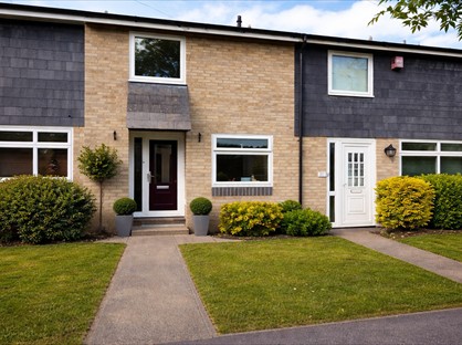2 Bed Terraced House, Allysum Walk, CM12