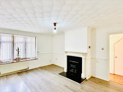 3 Bed End Terrace, Amberden, SS15