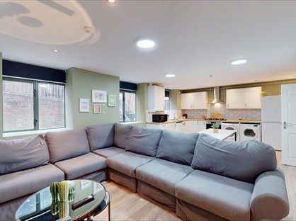 7 Bed Flat, Gordon House, NG3