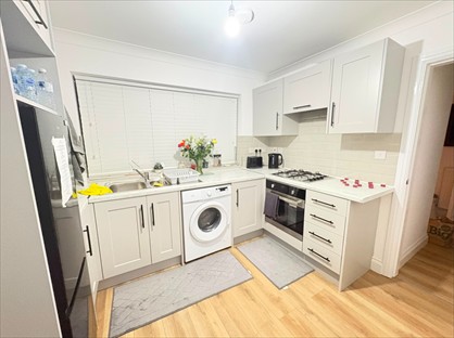 3 Bed Semi-Detached House, Martin Rise, B37