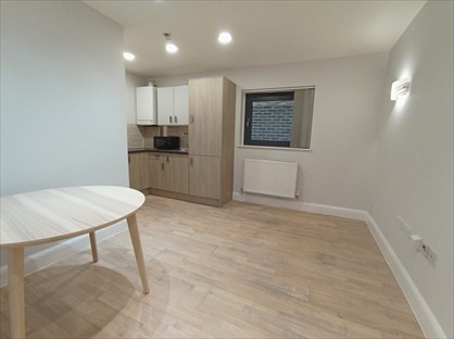 1 Bed Flat, Allenby House, EN4