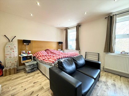 Studio Flat, Fonthill Road, N4