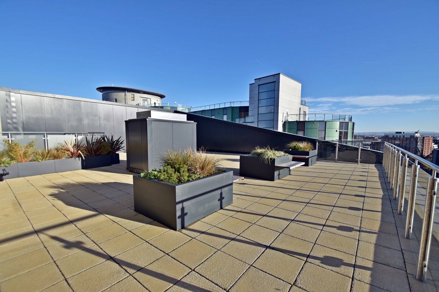 1 Bed Flat, Cheetham Hill Road, M4 photo 2