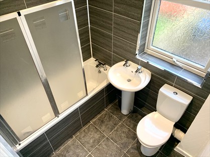 3 Bed Semi-Detached House, Airton Place, DL5