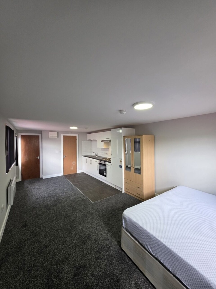 Cardiff - Studio Flat, Pen-Y-Wain Road, CF24 - To Rent Now for £825.00 p/m