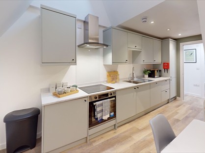 3 Bed Flat, Bar Road, TR11