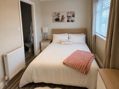 Room in a Shared House, Conisborough, SN5
