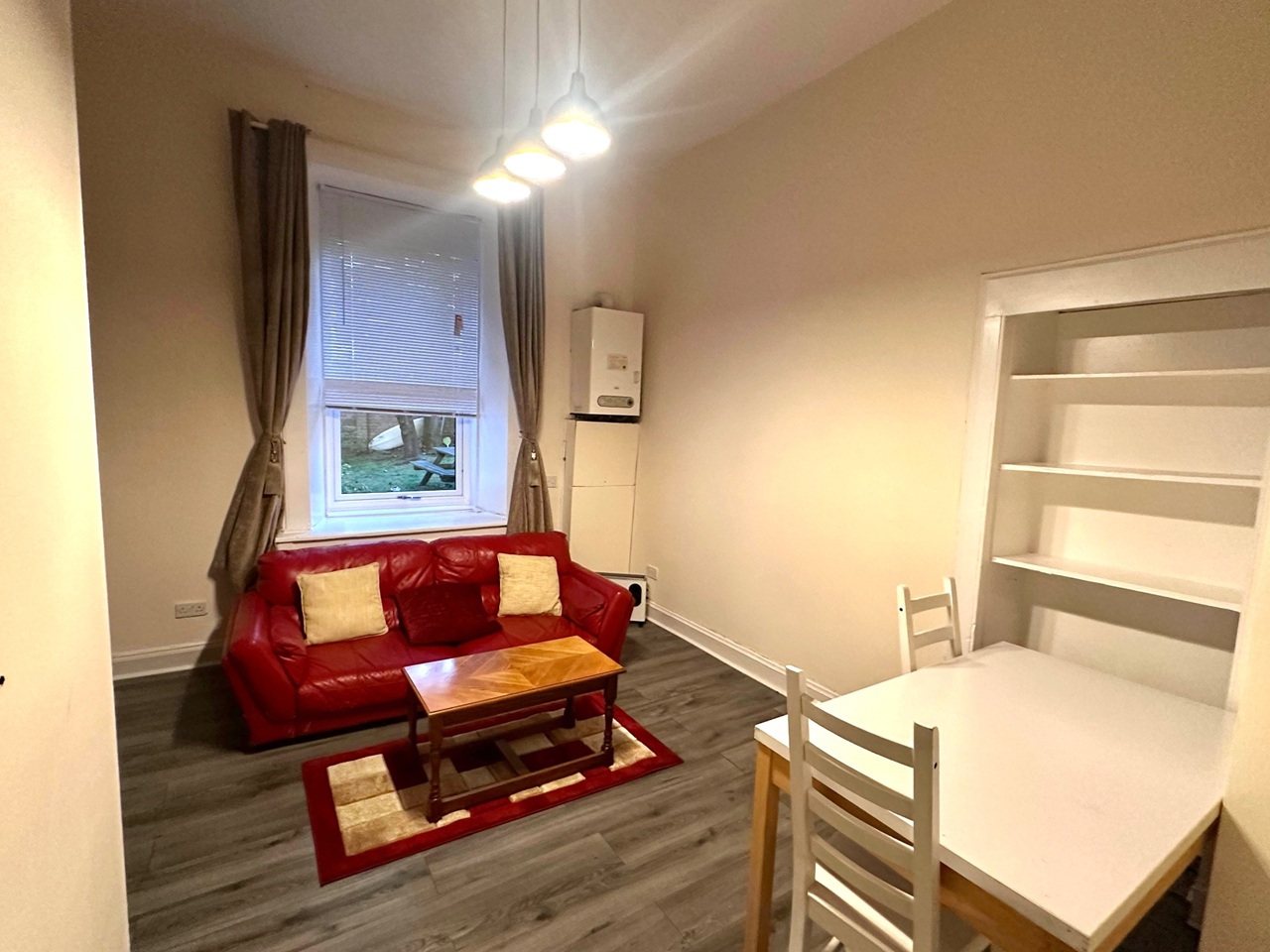 4 Bed Flat, Cecil St, G12 photo 5