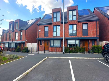 4 Bed Semi-Detached House, Amersham St, M5