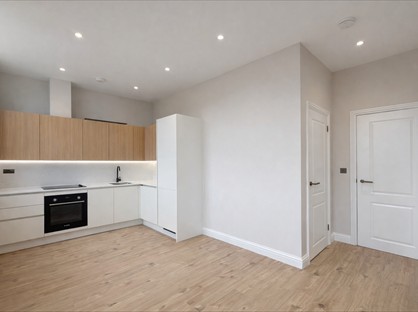 2 Bed Flat, Queens Road, TW10