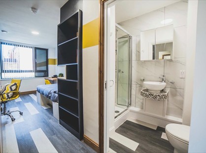 Studio Flat, Windsor St, B7