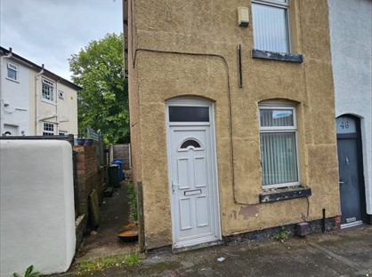 2 Bed End Terrace, Lilly St, SK14