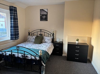 4 Bed Semi-Detached House, Shilton Grove, B29