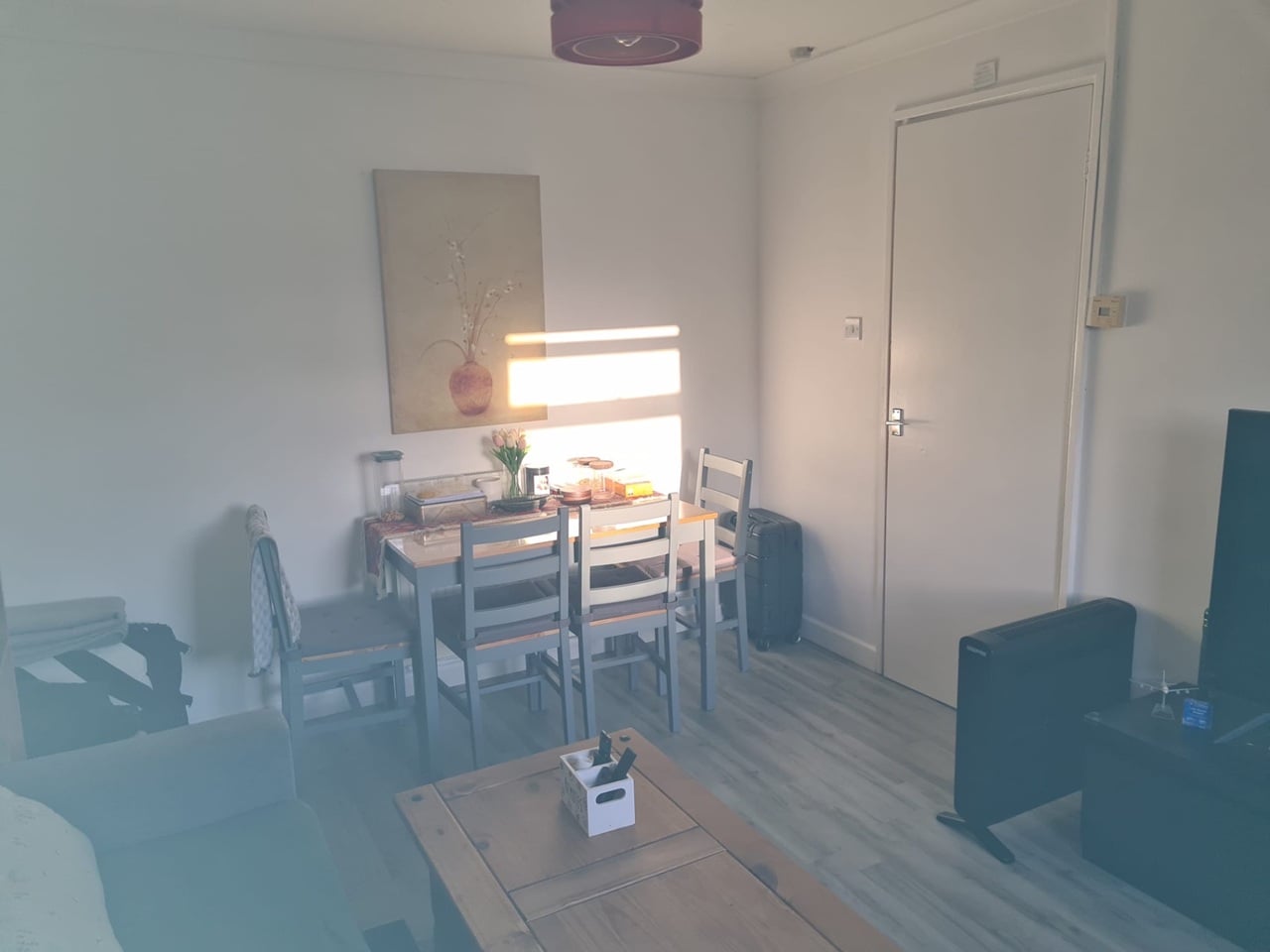 1 Bed Maisonette, Brook St, B66 photo 2